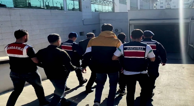 Mersin’de PKK/KCK propagandası yaptıkları iddiasıyla 4 zanlı tutuklandı
