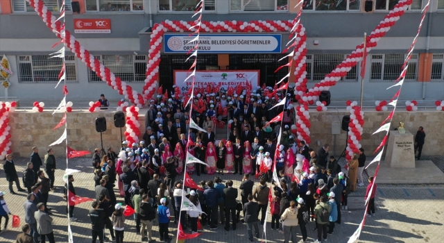 Öğretmenlerin desteğiyle yapılan okul Öğretmenler Günü’nde açıldı