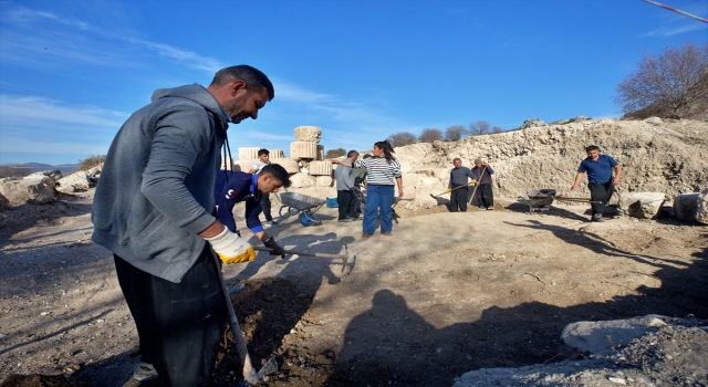 Kastabala Antik Kenti’nde tapınak kalıntıları bulundu