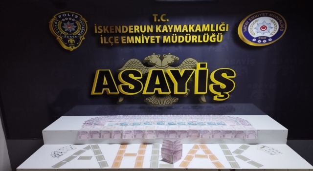 Hatay’da kumar oynayan 4 kişiye para cezası verildi