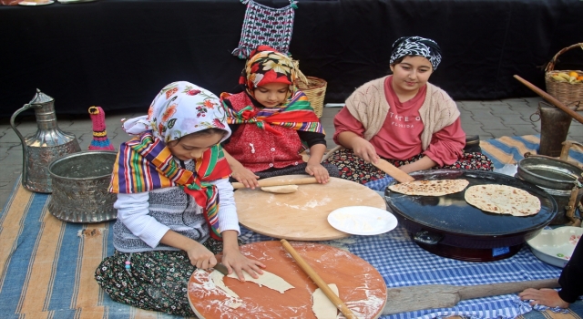 Mersin’de Tutum, Yatırım ve Türk Malları Haftası kutlandı