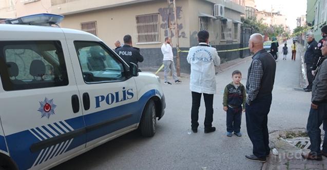Adana'da silahlı saldırıya uğrayan kişi yaralandı