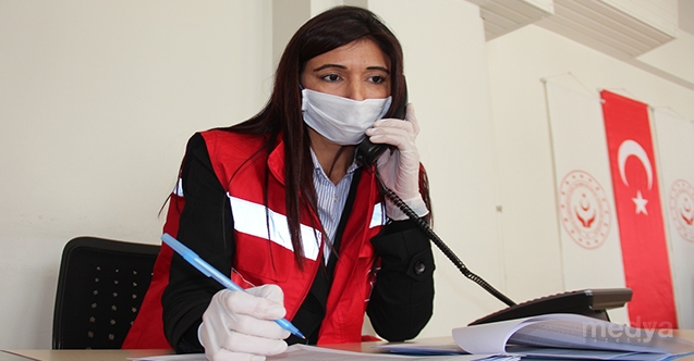 “Psikososyal Destek Hattı“nı çocuğu sıkılan da sohbet etmek isteyen de arıyor