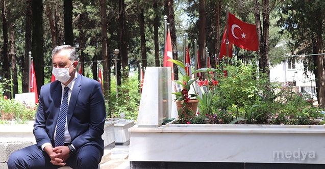 Düziçi Belediye Başkanı Öner&#039;den şehitlik ziyareti