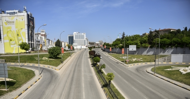 Gaziantep&#039;te cadde ve sokaklar boş kaldı