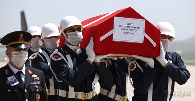 Hakkari'de şehit olan Piyade Er Halil Çakır son yolculuğuna uğurlandı