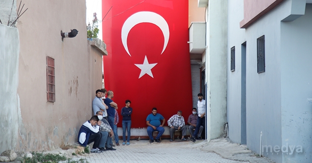 Hakkari&#039;de şehit olan Piyade Er Mehmet Günay&#039;ın ailesine şehadet haberi verildi