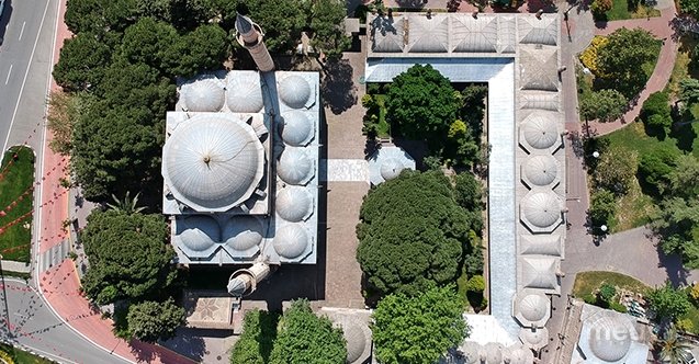 Turkiye Nin Simge Camileri Bu Ramazani Mahzun Geciriyor Medya Gazete