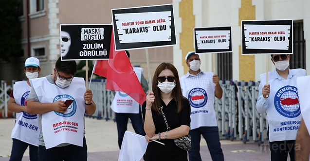 Adana&#039;da belediyelerde işten çıkarmalar protesto edildi