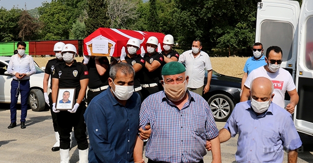 Kahramanmaraş&#039;ta trafik kazasında hayatını kaybeden polis memuru Hatay&#039;da toprağa verildi