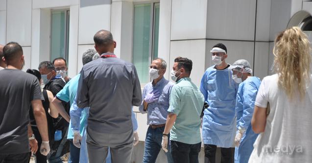 Kovid-19 testi pozitif çıkan Tarsus Belediye Başkanı Bozdoğan&#039;ın tedavisi sürüyor