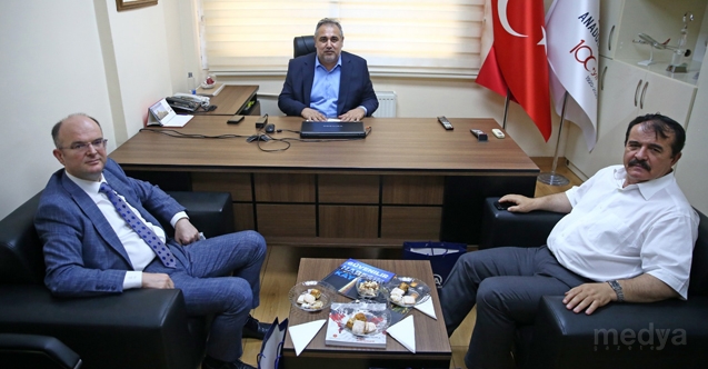 OKÜ Rektörü Prof. Dr. Murat Türk&#039;ten AA Adana Bölge Müdürlüğüne ziyaret