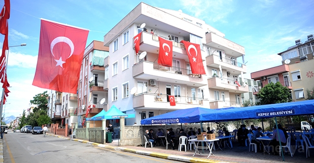 Siirt Te Sehit Olan Astsubay Ozcan In Aci Haberi Antalya Daki Ailesine Verildi Sanal Basin