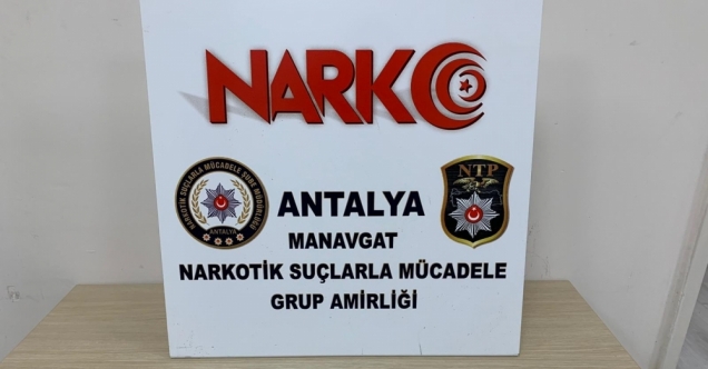 Antalya&#039;da yaya olarak kaçmaya çalışan uyuşturucu zanlısı tutuklandı