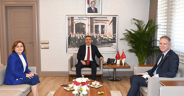 Gaziantep Valisi Gül, Adana Valisi Elban&#039;ı ziyaret etti