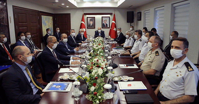 İçişleri Bakanı Soylu başkanlığında Adana&#039;da düzenlenen güvenlik toplantısı başladı