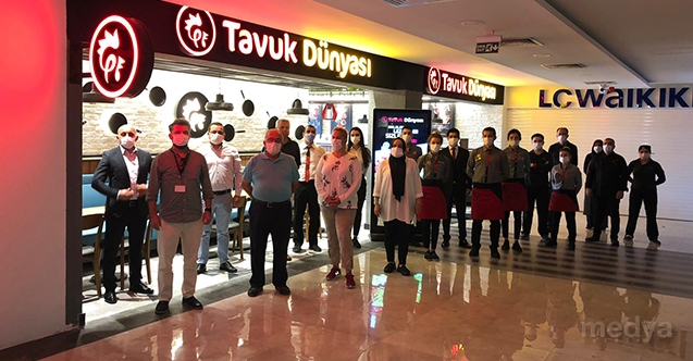 Tavuk Dünyası, Uşak’ta şehrin ilk restoranını açtı