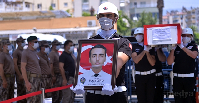 Şehit Polis Memuru Mersin&#039;de Son Yolculuğuna Uğurlandı