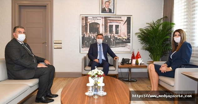 Adana Valisi Elban, KKTC Mersin Başkonsolosu Zalihe Mendeli&#039;yi kabul etti