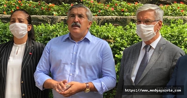 AK Parti'li Yayman'dan orman yangınıyla ilgili iddialara yalanlama: