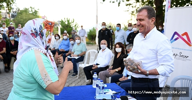 Başkan Vahap Seçer, Yenişehir’in Kırsal Mahallelerini Ziyaret Etti