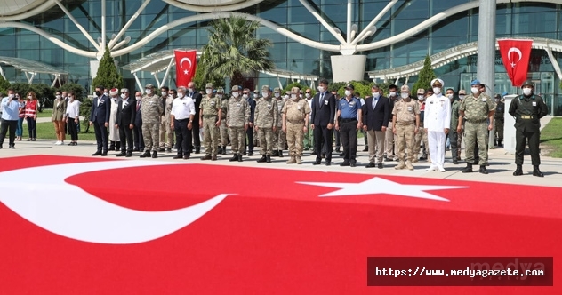 İdlib&#039;de şehit olan Tuğgeneral Erdoğan&#039;ın cenazesi memleketine uğurlandı