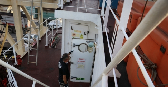 İskenderun Körfezi&#039;nde bir gemide 5 kilogram kokain yakalandı