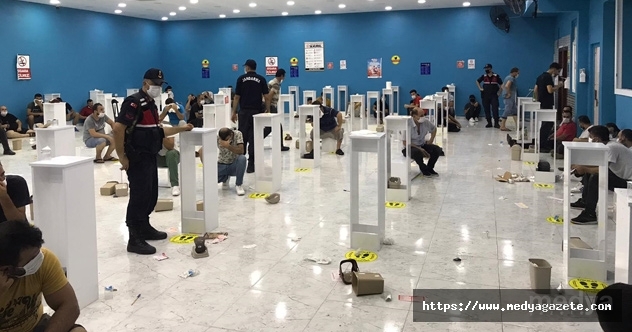 Mersin'de kumar operasyonunda 5 şüpheli gözaltına alındı