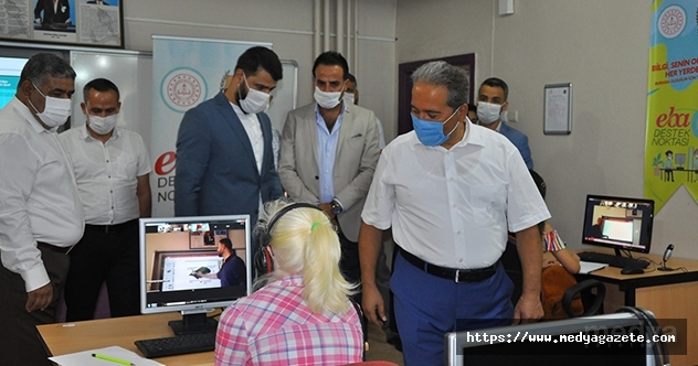 Reyhanlı'da "EBA Destek Noktası" kuruldu