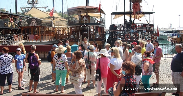 "Turizmin başkenti" Antalya, 170 ülkeden 2 milyon misafiri ağırladı