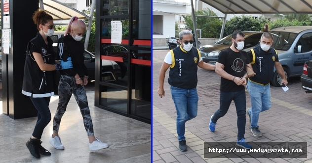 Antalya&#039;da uyuşturucu operasyonunda iki zanlı tutuklandı