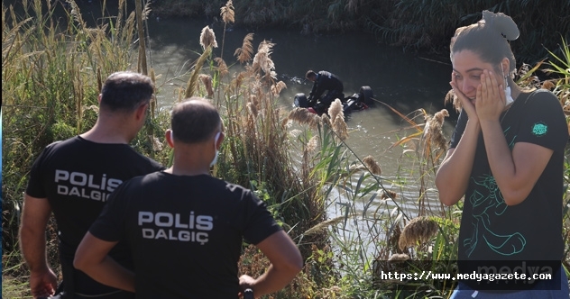 Polisten kaçan kadın, otomobilinin devrildiği sulama kanalında hayatını kaybetti