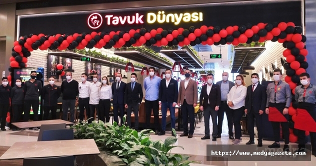 Tavuk Dünyası’ndan Üsküdar’a ikinci restoran