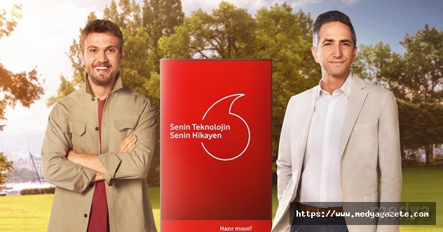 Vodafone&#039;un yeni reklam yüzü, sanatçı Aras Bulut İynemli oldu