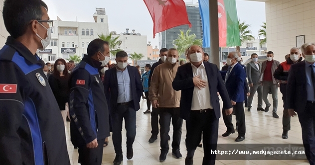 Kovid 19 U Yenen Kadirli Belediye Baskani Tarhan Yeniden Gorevine Basladi Medya Gazete