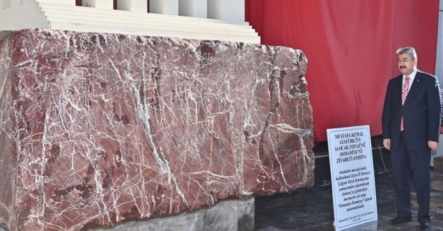Anıtkabir Mozolesinde bulunan ‘Osmaniye Kırmızısı’ mermerin örneği sergilendi