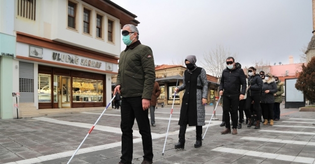 Başkan Çakın, beyaz bastonla farkındalık oluşturdu