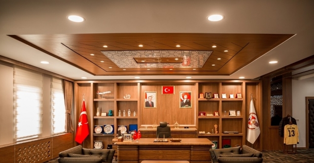 Bitlis Belediyesi yeni hizmet binasına taşındı