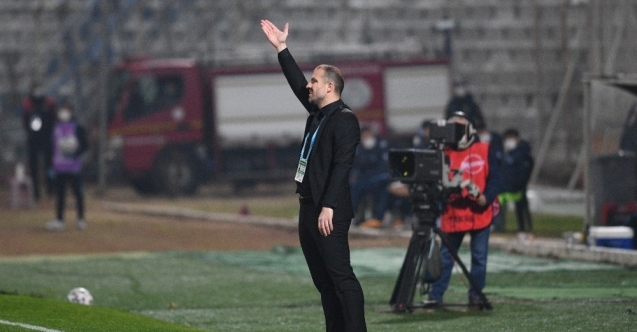 Bursaspor Teknik Direktörü Mustafa Er: &quot;Asla teslim olmayın&quot;
