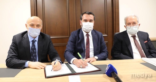 Elazığ Belediyesi’nde bin 865 işçi için iş sözleşmesi imzalandı