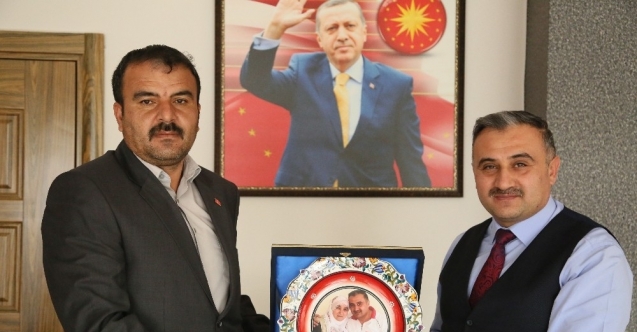 Epçe Mahallesi muhtarından Başkan Mehmet Cabbar’a teşekkür ziyareti