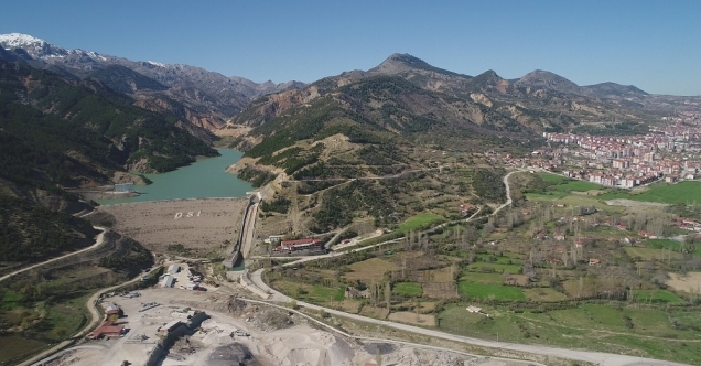 Isparta Da Devrilen Traktorun Altinda Kalan Kisi Oldu Medya Gazete