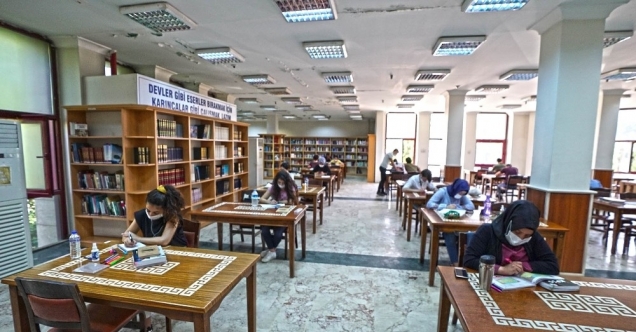 Kahramanmaraş’ta 25 kütüphane yarıyıl tatilinde açık