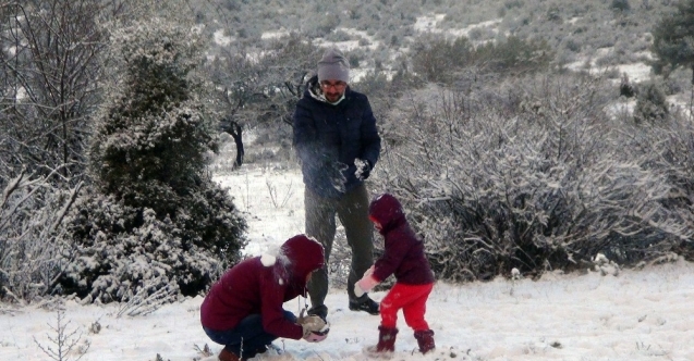 Kar gören Muğlalılar Yılanlı dağına çıktı