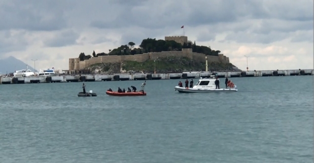 Kuşadası Körfezi’ndeki tatbikat gerçeğini aratmadı