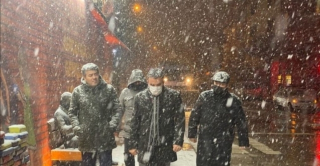 Pursalar Belediye Başkanı Çetin, karla mücadele için sahada