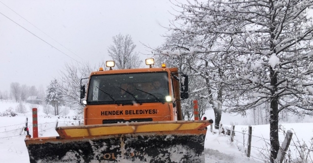 Sakarya’da yüksek kesimlerde karla mücadele başladı