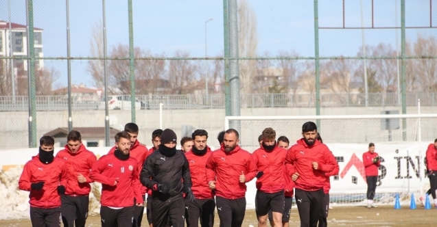 Sivas Belediyespor, Kırklarelispor maçına hazırlanıyor