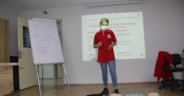 Türk Kızılay’ı Manisa Şubesi İlk Yardım Eğitim Merkezi ilk eğitimini verdi