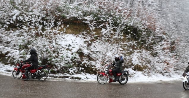 Zonguldak’ta yılın ilk karı etkili oldu